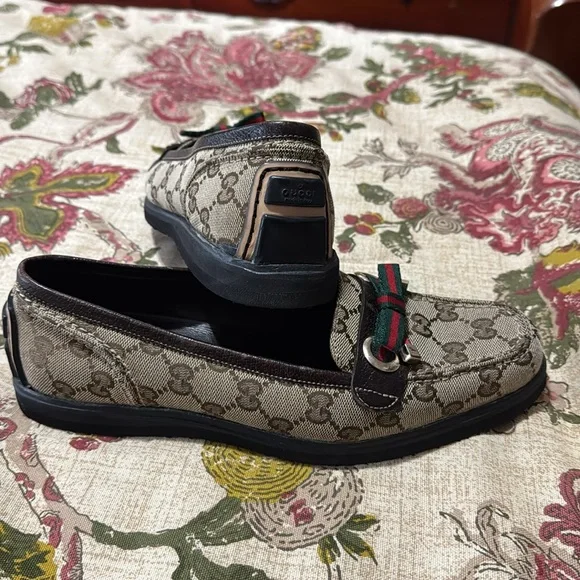 Gucci GG monogram loafers size 7 women’s - Picture 3 of 4